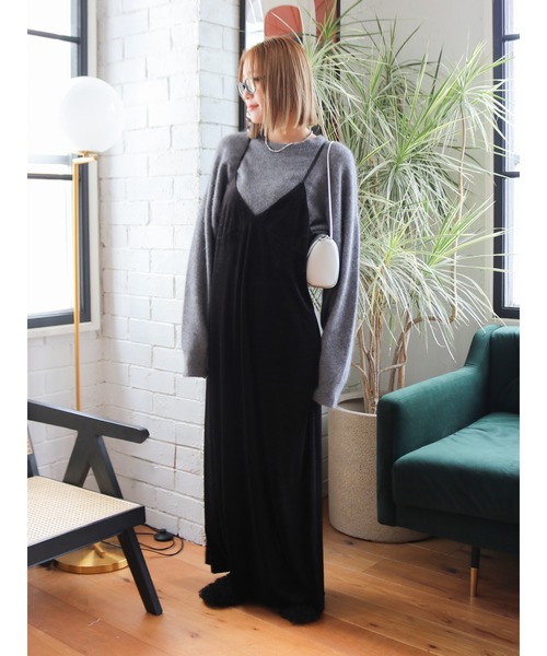 Ungrid（アングリッド）の「ベロアキャミワンピース（ワンピース・レディース・レッド/ヘザーグレー/ブラック・FREE）」の13枚目の写真