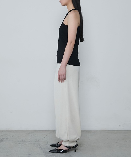 le ELMi（ルエルミ）の「Edge-cut cup-padded amesri tank / エッジカットカップ付きアメスリタンク（タンクトップ・レディース・アイボリー/ブラック/ブラウン・FREE）」の4枚目の写真