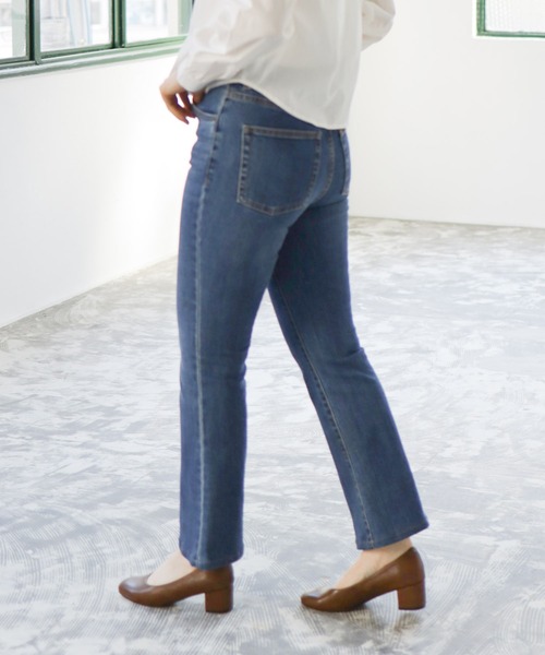 かかとがパカパカしにくい！スクエアトゥチャンキーヒール