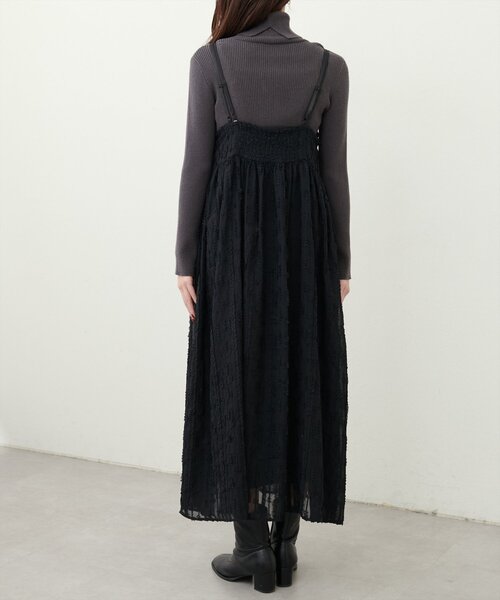 natural couture(ナチュラルクチュール)の「【WEB限定】シアージャガードキャミワンピース(ワンピース・レディース・ブラック/オフホワイト・FREE)」の17枚目の写真