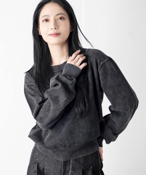 MILLION CARATS(ミリオンカラッツ)の「ストーンウォッシュカットライクニット(ニット/セーター・レディース・サックスブルー/ブラック/ベージュ/グレー・FREE)」の2枚目の写真