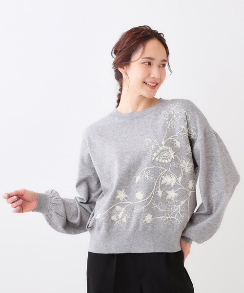 新品 マンシングウェア 刺繍デザインニット 黒 L アソート刺繍ニット/MAJESTIC LEGON(マジェスティックレゴン