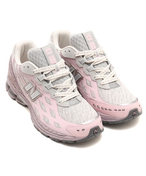 NEW BALANCE(ニューバランス)の「New Balance U1906WFA / ニューバランス U1906WFA(スニーカー・メンズ・ホワイト・25.0cm/24.5cm/24.0cm/23.5cm/23.0cm)」の1枚目の写真