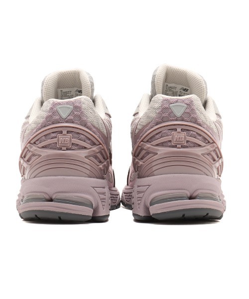 NEW BALANCE(ニューバランス)の「New Balance U1906WFA / ニューバランス U1906WFA(スニーカー・メンズ・ホワイト・25.0cm/24.5cm/24.0cm/23.5cm/23.0cm)」の3枚目の写真