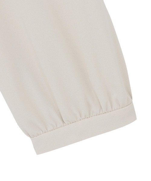 TOKYO SHIRTS（トウキョウシャツ）の「シルキーサテン バンドタックブラウス 長袖 レディース（シャツ/ブラウス・レディース・ホワイト/ベージュ・L/M）」の3枚目の写真