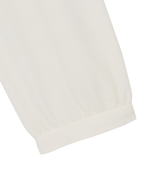 TOKYO SHIRTS（トウキョウシャツ）の「シルキーサテン バンドタックブラウス 長袖 レディース（シャツ/ブラウス・レディース・ホワイト/ベージュ・L/M）」の7枚目の写真