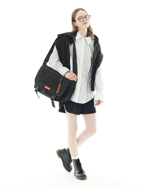 MILKFED.(ミルクフェド)の「DAILY MESSENGER BAG(メッセンジャーバッグ・レディース・レッド/ブラック・ONE SIZE)」の11枚目の写真
