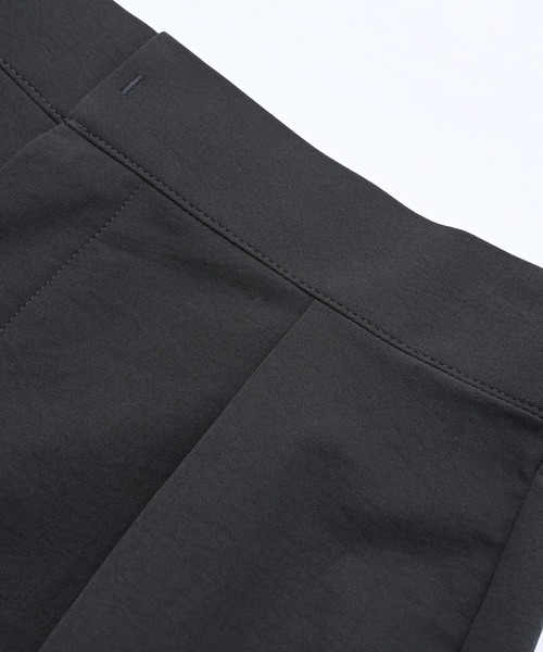 NEW BALANCE(ニューバランス)の「MET24 Skirt(スカート・レディース・ブラック/カーキブラウン・SMALL/LARGE/MEDIUM)」の6枚目の写真