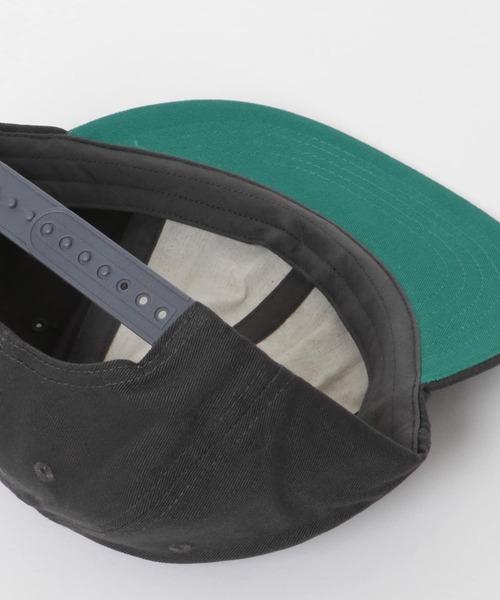 EKAL(エカル)の「8パネルベースボールキャップ(キャップ・メンズ・ネイビー/ブラック/チャコールグレー・ONE)」の14枚目の写真