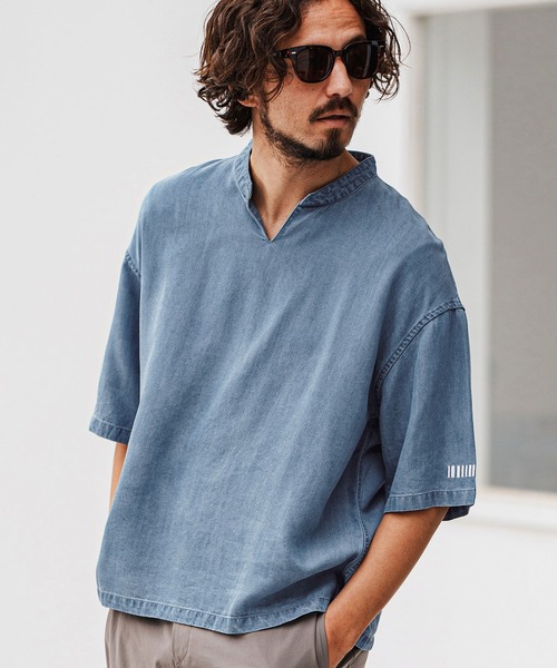felkod(フィルコッド)の「mhs2315- Chambray V Neck Half Sleeve Shirts 5分袖シャツ(シャツ/ブラウス・メンズ・インディゴブルー/ライトブルー・L/M/S)」の1枚目の写真