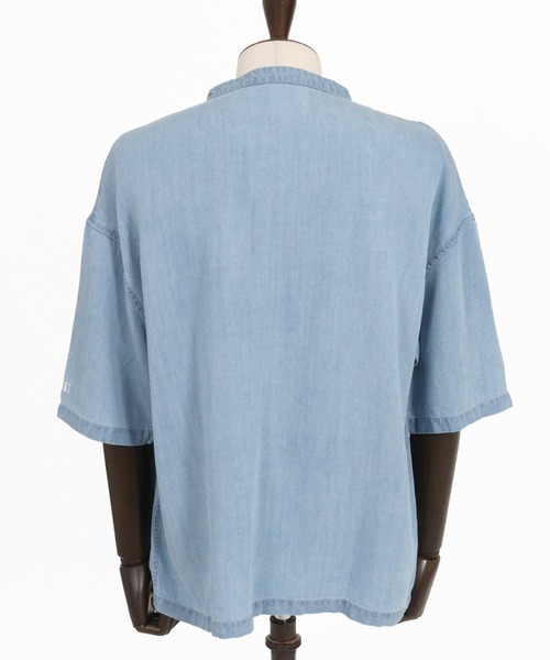felkod(フィルコッド)の「mhs2315- Chambray V Neck Half Sleeve Shirts 5分袖シャツ(シャツ/ブラウス・メンズ・インディゴブルー/ライトブルー・L/M/S)」の6枚目の写真