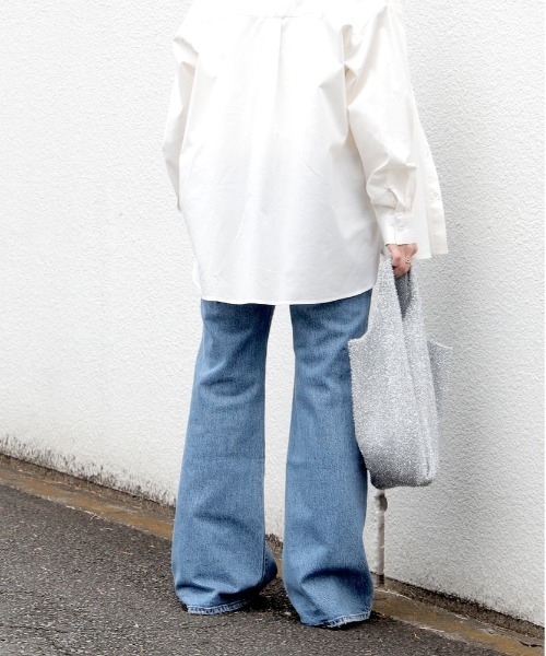 Levi's（リーバイス）の「Levi's(リーバイス)「RIB CAGE」フレア（デニムパンツ・レディース・ライトインディゴブルー・24inch/25inch/26inch/27inch）」の4枚目の写真