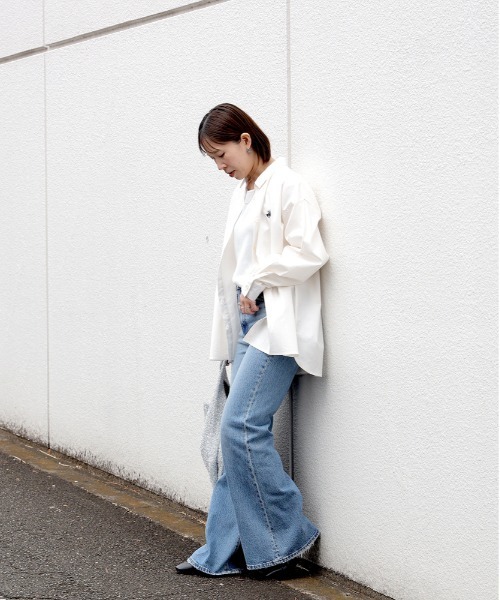 Levi's（リーバイス）の「Levi's(リーバイス)「RIB CAGE」フレア（デニムパンツ・レディース・ライトインディゴブルー・24inch/25inch/26inch/27inch）」の6枚目の写真