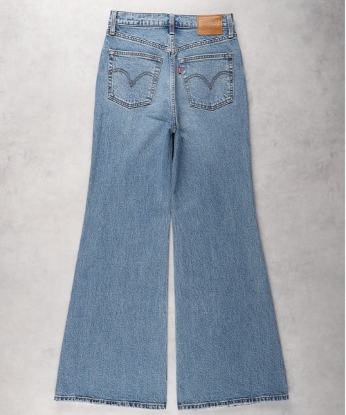 Levi's（リーバイス）の「Levi's(リーバイス)「RIB CAGE」フレア（デニムパンツ・レディース・ライトインディゴブルー・24inch/25inch/26inch/27inch）」の9枚目の写真