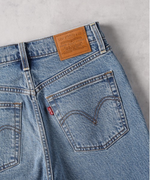 Levi's（リーバイス）の「Levi's(リーバイス)「RIB CAGE」フレア（デニムパンツ・レディース・ライトインディゴブルー・24inch/25inch/26inch/27inch）」の10枚目の写真