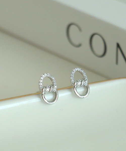 Three Four Time（ｽﾘｰﾌｫｰﾀｲﾑ）の「ビジュノットピアス（ピアス（両耳用）・レディース・ゴールド/ピンクゴールド/シルバー・FREE）」の4枚目の写真
