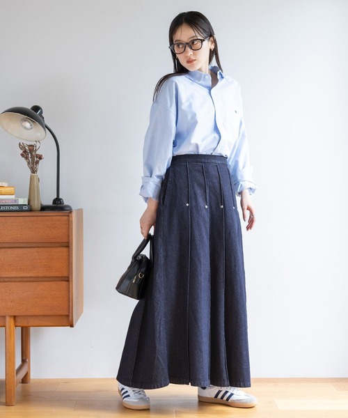 RAGEBLUE(レイジブルー)の「スタッズデザイン/プリーツデニムスカート(デニムスカート・レディース・ブラック/ブルー・FREE)」の4枚目の写真