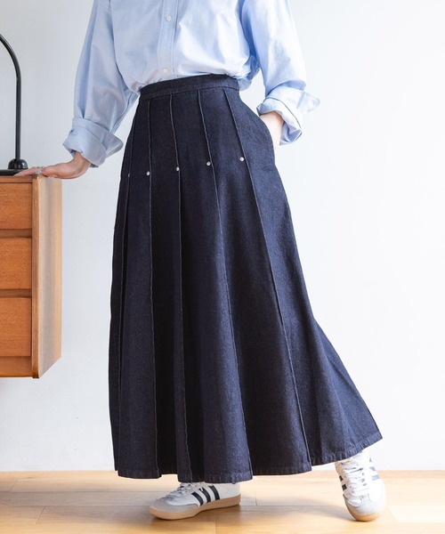 RAGEBLUE(レイジブルー)の「スタッズデザイン/プリーツデニムスカート(デニムスカート・レディース・ブラック/ブルー・FREE)」の7枚目の写真