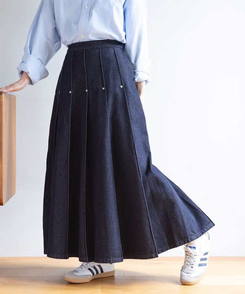 RAGEBLUE(レイジブルー)の「スタッズデザイン/プリーツデニムスカート(デニムスカート・レディース・ブラック/ブルー・FREE)」の8枚目の写真