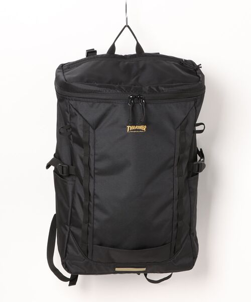 THRASHER(スラッシャー)の「【THRASHER】Backpack Box 30L(ST)(バックパック/リュック・メンズ・ブラック×ホワイト/ブラック×ゴールド/ブラック×ブラック・FREE)」の3枚目の写真