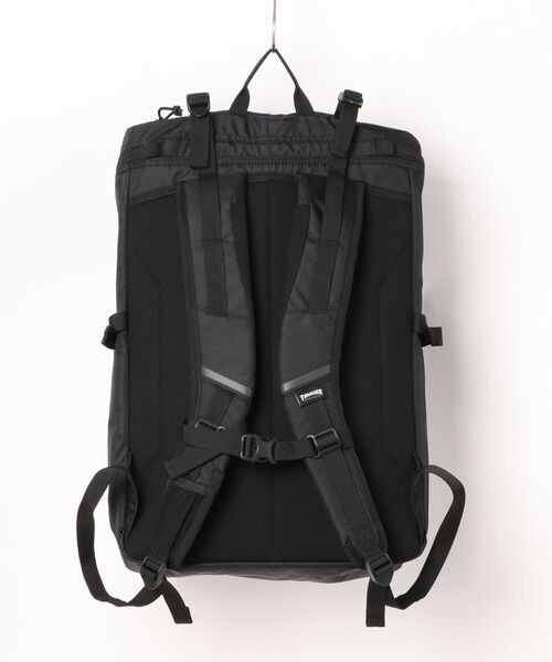 THRASHER(スラッシャー)の「【THRASHER】Backpack Box 30L(ST)(バックパック/リュック・メンズ・ブラック×ホワイト/ブラック×ゴールド/ブラック×ブラック・FREE)」の4枚目の写真