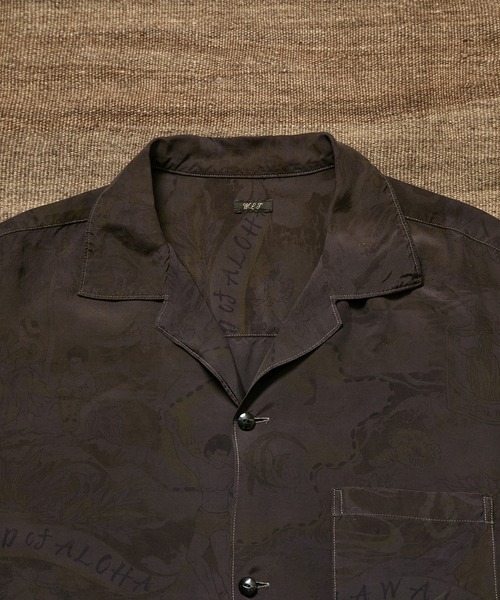 ADAM ET ROPE'(アダムエロペ)の「【WILD LIFE TAILOR】ダークカラー ロングスリーブ アロハシャツ(シャツ/ブラウス・メンズ・ブラック系その他/ブラック系その他3/ブラック系その他2・L/M)」の4枚目の写真