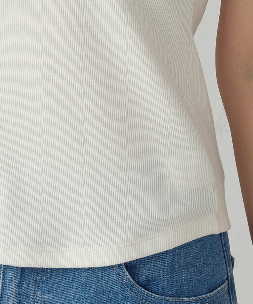 COMME CA ISM（コムサイズム）の「カップ付きダブルストラップ　キャミソール（キャミソール・レディース・オフホワイト/ブラック・MEDIUM/LARGE）」の13枚目の写真