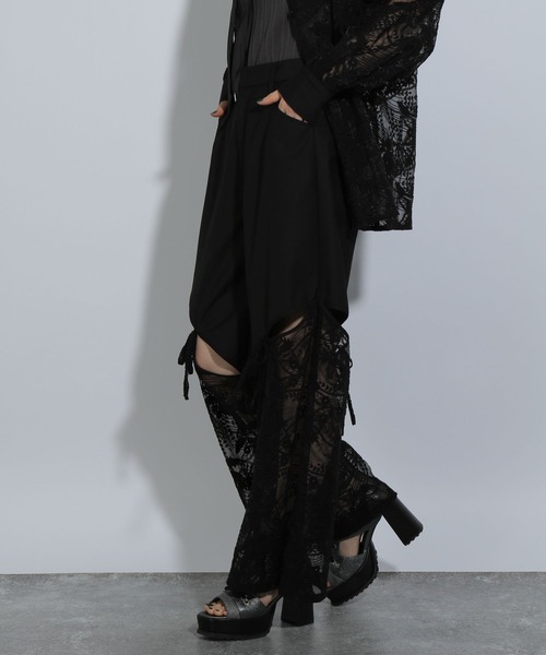 HARE(ハレ)の「レースカットアウトパンツ(HARE)(その他パンツ・レディース・ブルー/ブラック・FREE)」の5枚目の写真