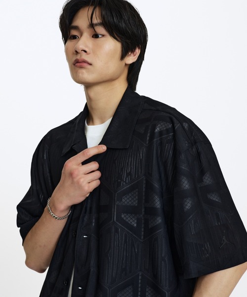 JORDAN BRAND（ジョーダンブランド）の「ジョーダン フライト メンズ ショートスリーブ ニット トップ / Jordan Flight Men's Short-Sleeve Knit Top HF9363-010 Black（シャツ/ブラウス・メンズ・ブラック・XL/S/M/L/2XL）」の5枚目の写真