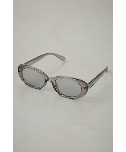 AZUL by moussy（アズールバイマウジー）の「スリムオーバルアイウェア（サングラス・レディース・ブラック/クリア・FREE）」の8枚目の写真