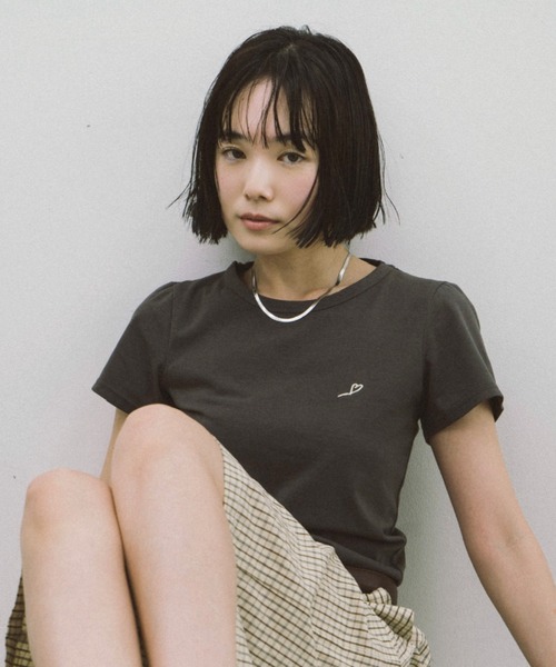 AMI Paris ハートエンブロイダリー Tシャツ 楽天市場】アミ パリス Tシャツ メンズ 半袖 ハートロゴ 刺繍