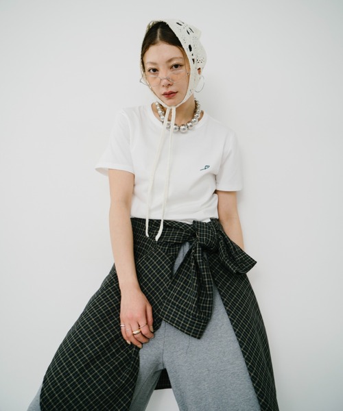 HANNE(アン)の「【Mikako collaboration】ミニハートエンブロイダリーTEE(Tシャツ/カットソー・レディース・グレー系1/ホワイト系1/ホワイト系2/グレー系2・SMALL/MEDIUM)」の20枚目の写真