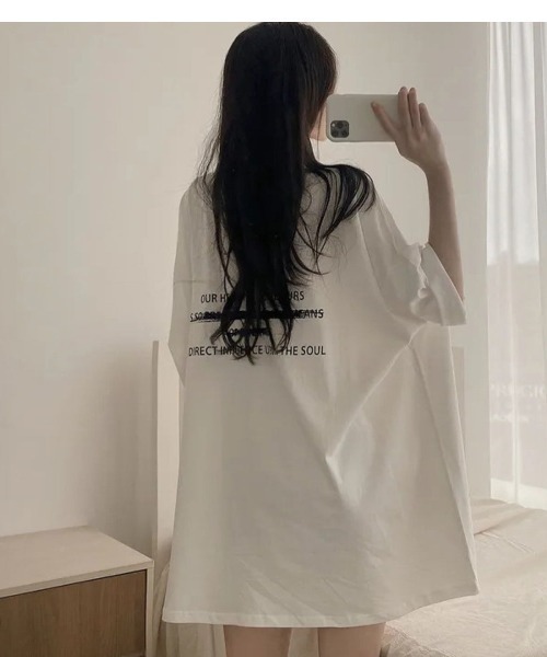 LETee（レティー）の「オーバーサイズ　バックプリントティーシャツ（Tシャツ/カットソー・レディース・ダークブルー/ネイビー/ホワイト/ブラック・FREE）」の8枚目の写真