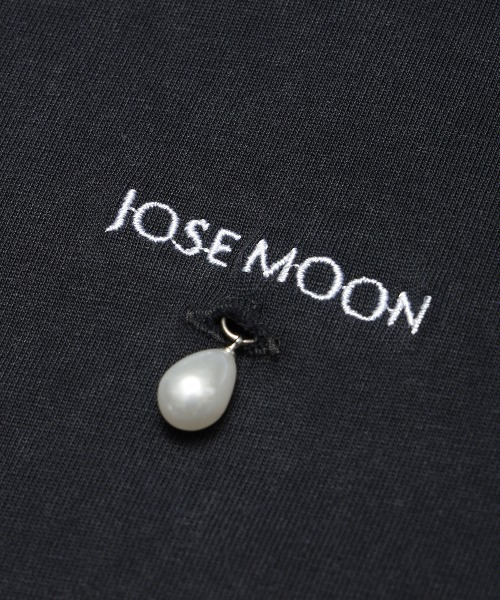 JOSE MOON(ジョゼムーン)の「X LARGE LOGO TSHIRT/エックスラージロゴTシャツ(Tシャツ/カットソー・レディース・レッド/ホワイト/サックスブルー/チャコールグレー・FREE)」の6枚目の写真