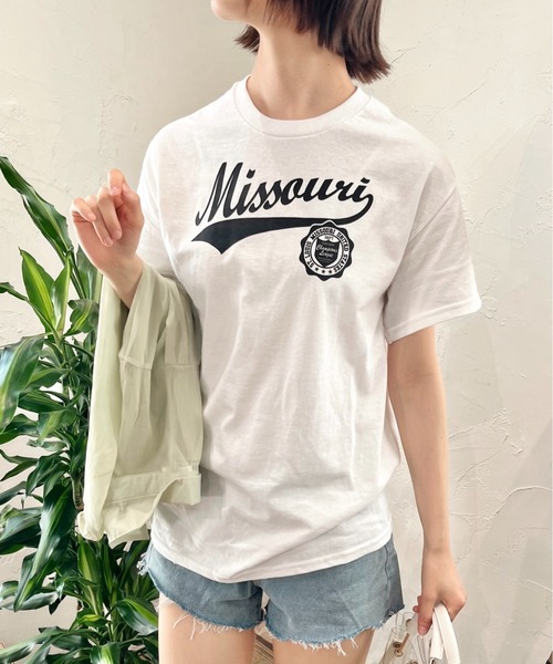 spiritoso(スピリトーゾ)の「【spiritoso】カレッジアソートTシャツ(CP)(Tシャツ/カットソー・レディース・ブラック系1/ブラック系3/グレー系1/ブラック系2/ホワイト系3/グレー系2/グレー系3/ホワイト系1/ホワイト系2・L/M)」の16枚目の写真
