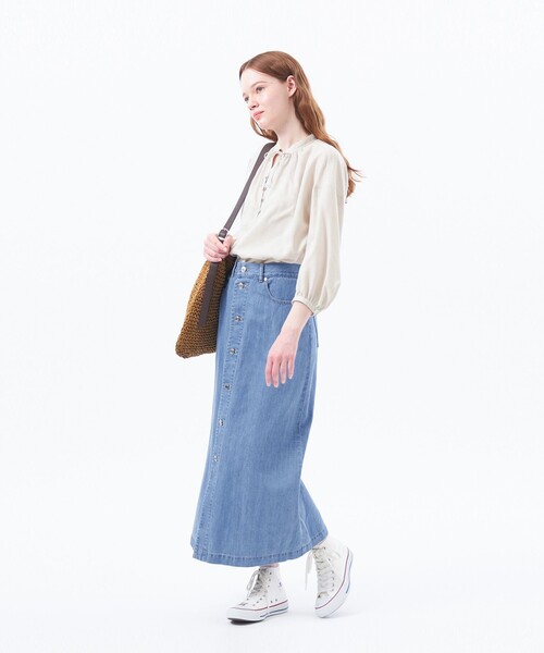 MACKINTOSH PHILOSOPHY（ﾏｯｷﾝﾄｯｼｭ ﾌｨﾛｿﾌｨｰ）の「リネンミックスギャザーブラウス（シャツ/ブラウス・レディース・ベージュ/ライトブルー/ブルー系その他3・38/36/34）」の6枚目の写真