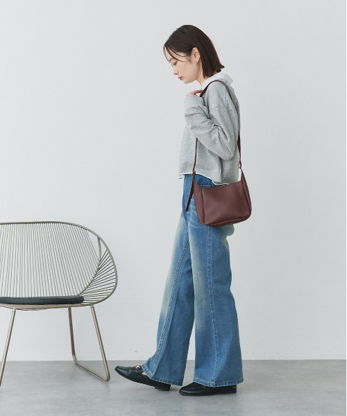ad thie(アドティエ)の「スクエア ミニショルダーバッグ(ショルダーバッグ・レディース・オフホワイト/ブラック/ダークブラウン/ライトブラウン・FREE)」の22枚目の写真
