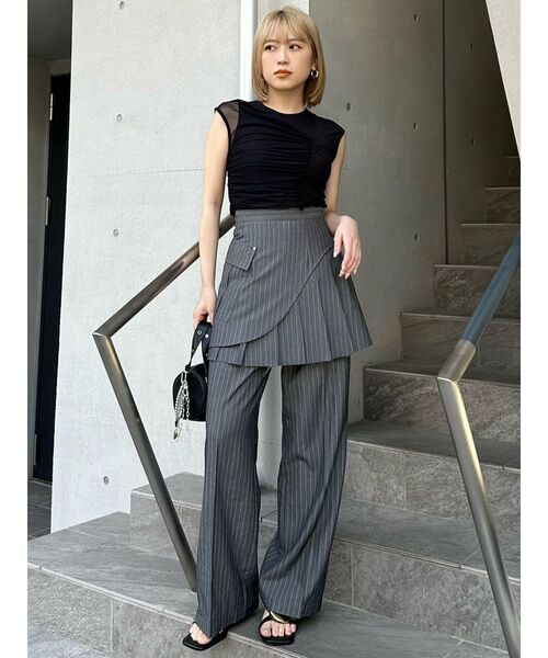MURUA(ムルーア)の「カットオフストレートパンツ(その他パンツ・レディース・その他1/ブラック/カーキ・1/2)」の19枚目の写真
