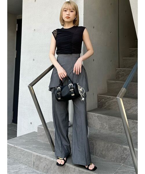 MURUA(ムルーア)の「カットオフストレートパンツ(その他パンツ・レディース・その他1/ブラック/カーキ・1/2)」の21枚目の写真