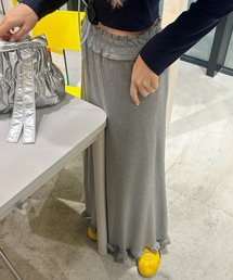 折り返しデザインスカート