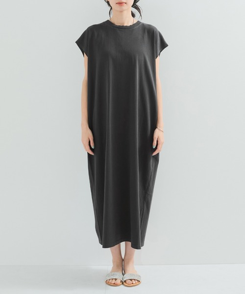 STAR&STRIPE(スターアンドストライプ)の「【STAR&STRIPE(スター&ストライプ)】NOSLEEVE ONEPIECE(ワンピース・レディース・ベージュ/グレー/チャコールグレー/ブラック・M)」の15枚目の写真