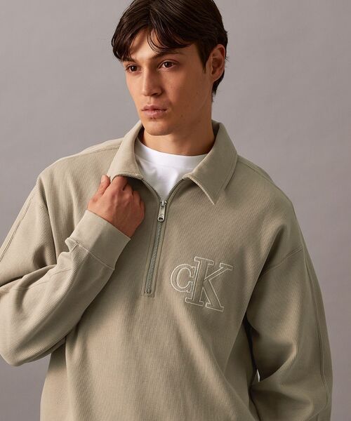 Calvin Klein(カルバン・クライン)の「ダブルニット レギュラーセーター(スウェット・メンズ・ブラック/ベージュ・S/XS/M)」の10枚目の写真