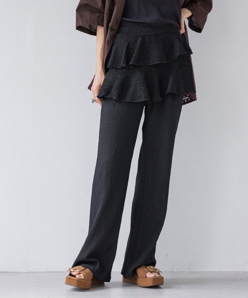 JEANASIS（ジーナシス）の「フリルスカートレイヤードパンツ/497967（その他パンツ・レディース・ブラック/オフホワイト/チャコールグレー・FREE）」の2枚目の写真