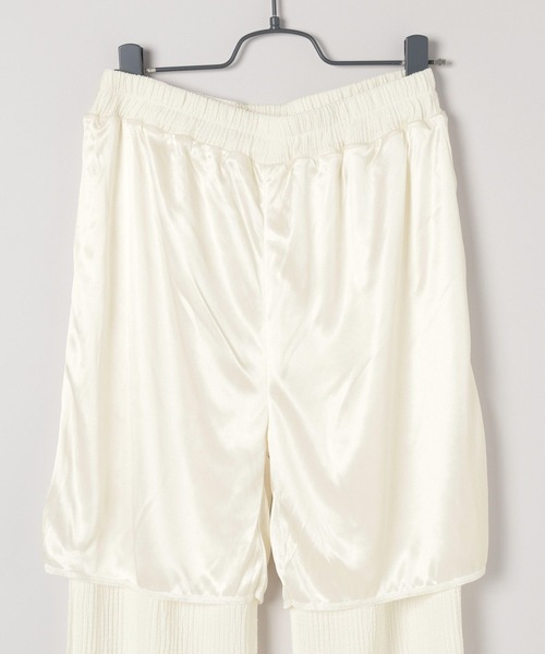 JEANASIS（ジーナシス）の「フリルスカートレイヤードパンツ/497967（その他パンツ・レディース・ブラック/オフホワイト/チャコールグレー・FREE）」の16枚目の写真