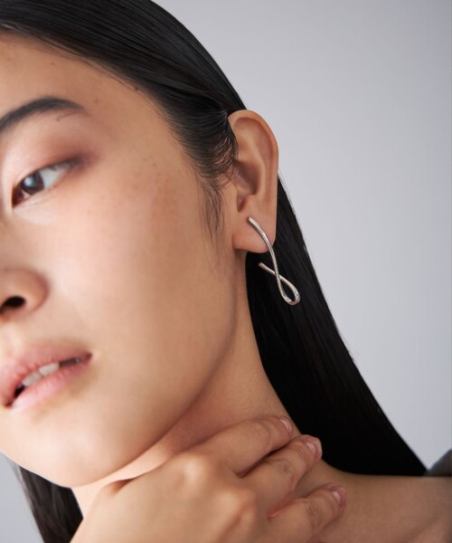 Jouete（ジュエッテ）の「[ウェアピアス] インフィニティ（ピアス（両耳用）・レディース・イエローゴールド/プラチナム・FREE）」の11枚目の写真