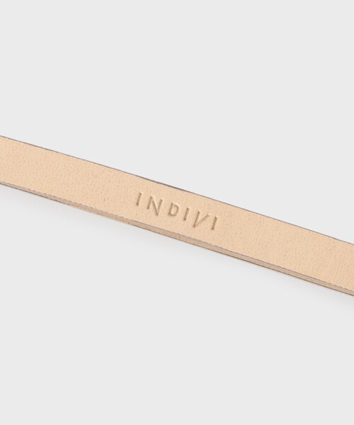 INDIVI（インディヴィ）の「【合皮／10mm幅】フックベルト（ベルト・レディース・ブラック/ブラウン系/ライトベージュ・00/13/05）」の6枚目の写真
