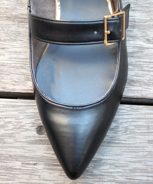 LE TALON（ルタロン）の「Le Talon×NATSU.コラボ ポインテッド3ベルトフラット◆（その他シューズ・レディース・ブラック/レッド系その他・37/37.5/36.5/35.5/36/38）」の5枚目の写真