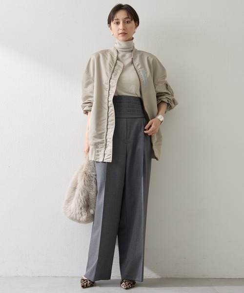 Whim Gazette(ウィムガゼット)の「ナイロンMA-1(MA-1・レディース・グレイッシュベージュ/カーキ・FREE)」の12枚目の写真