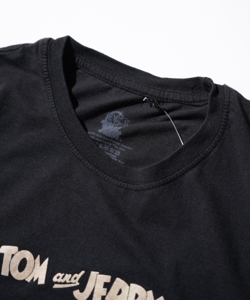 Tom&Jerry(トムアンドジェリー)の「THRIFTY LOOK / スリフティールック THRIFTY'TOM&JERRY'TEE トム&ジェリーTシャツ(Tシャツ/カットソー・メンズ・ブラック・MEDIUM/LARGE/X-LARGE)」の5枚目の写真