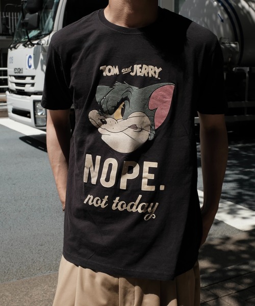 Tom&Jerry(トムアンドジェリー)の「THRIFTY LOOK / スリフティールック THRIFTY'TOM&JERRY'TEE トム&ジェリーTシャツ(Tシャツ/カットソー・メンズ・ブラック・MEDIUM/LARGE/X-LARGE)」の7枚目の写真